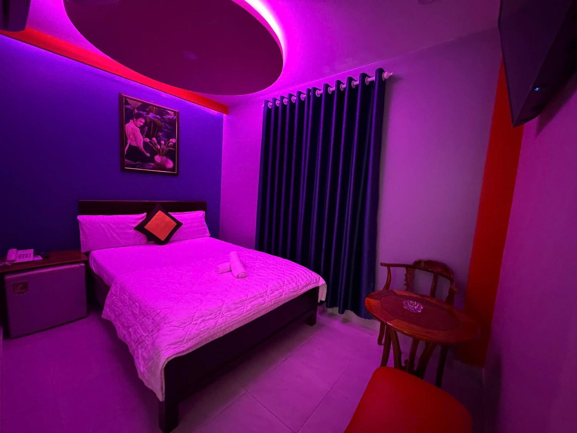 Khach San Loc Tho Hotel